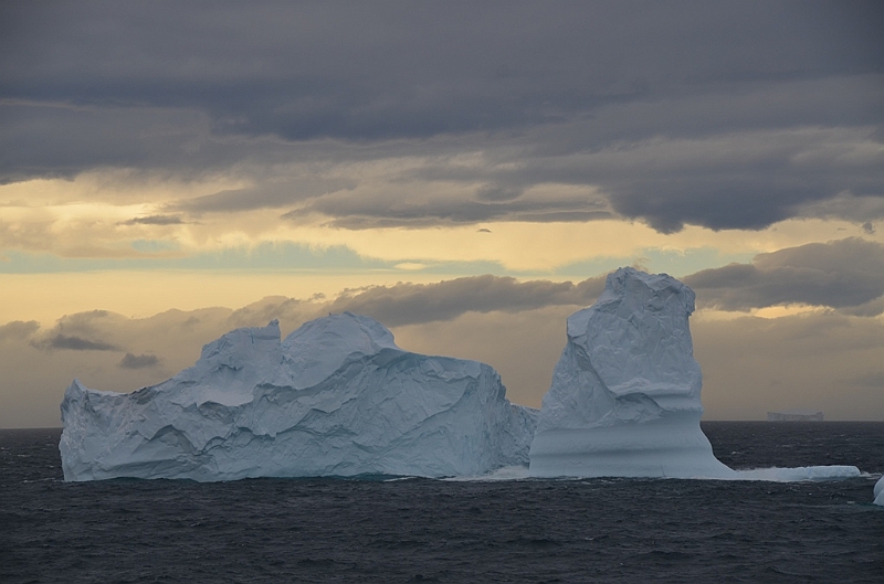 172_Antarctica_Peninsula_Deception_Island.JPG