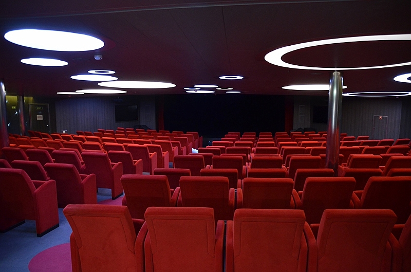 026_L_Austral_Le_Theatre.JPG