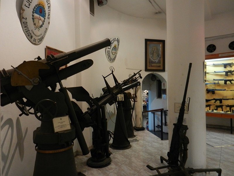 106_Argentina_Buenos_Aires_Museo_de_Armas.JPG - 