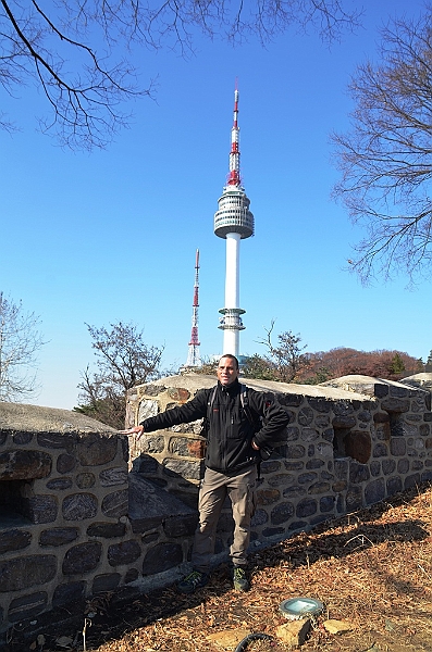 069_South_Korea_Seoul_Seoul_Tower_Privat.JPG