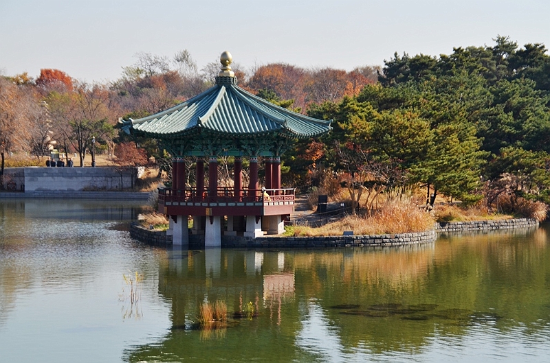 079_South_Korea_Seoul_National_Museum.JPG