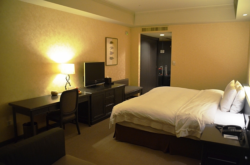 231_Taiwan_Silks_Place_Taroko_Hotel.JPG