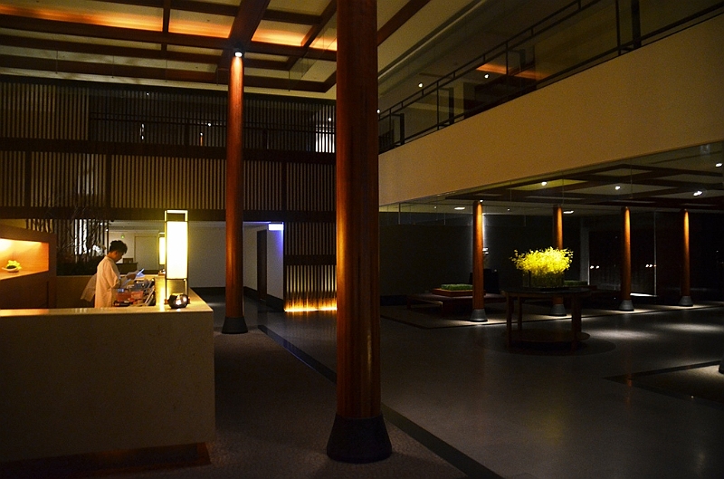 232_Taiwan_Silks_Place_Taroko_Hotel.JPG