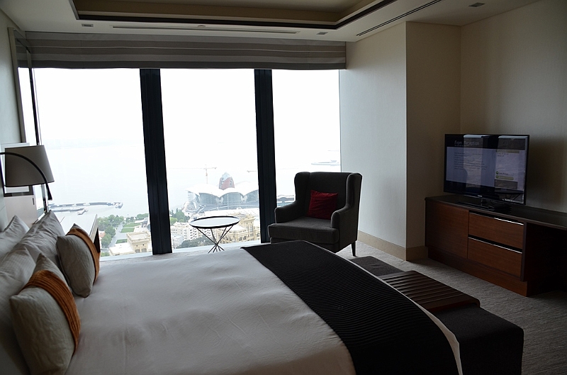 007_Azerbaijan_Baku_Fairmont_Flame_Towers.JPG