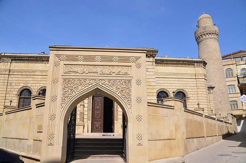 319_Azerbaijan_Baku_Old_Town.JPG