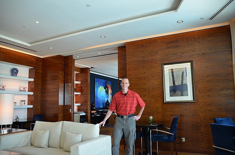 51_The_Ritz_Carlton_Bahrain_Club_Lounge_Privat.JPG