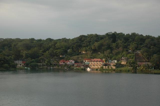 237_Guatemala_Flores.JPG