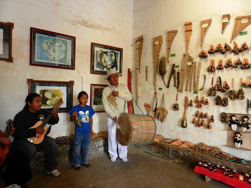106_Ecuador_Otavalo.JPG
