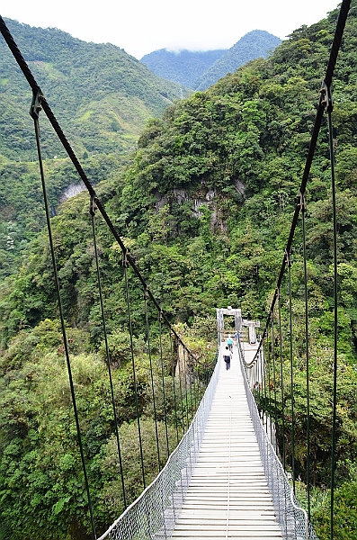 331_Ecuador_Pailon_del_Diablo.JPG