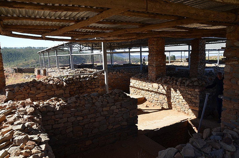334_Ethiopia_North_Axum_Tombs_of_Kaleb.JPG