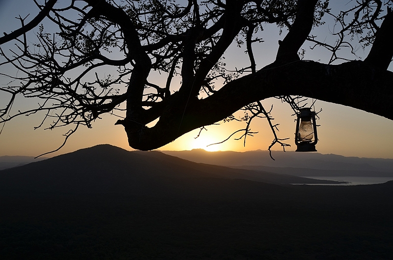 777_Ethiopia_South_Sunrise.JPG