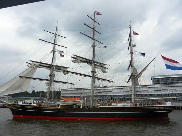 020_Hamburg_Hafenrundfahrt.JPG