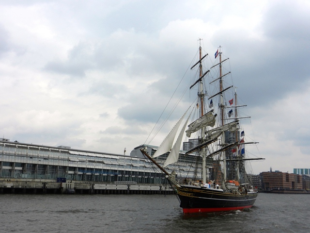 021_Hamburg_Hafenrundfahrt.JPG