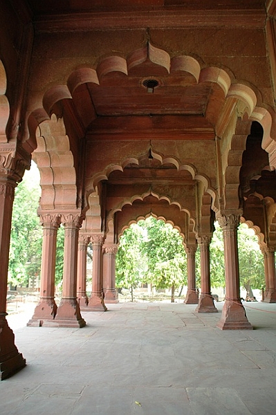 569_India_New_Delhi_Red_Fort.JPG