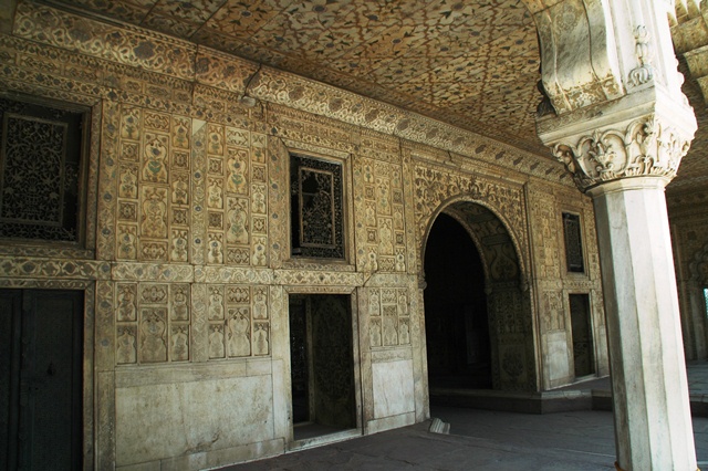 573_India_New_Delhi_Red_Fort.JPG