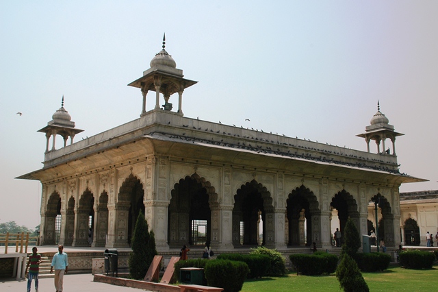 582_India_New_Delhi_Red_Fort.JPG