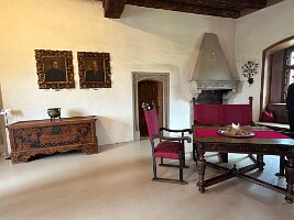 062_Italien_Suedtirol_Dolomiten_Schloss_Proesels