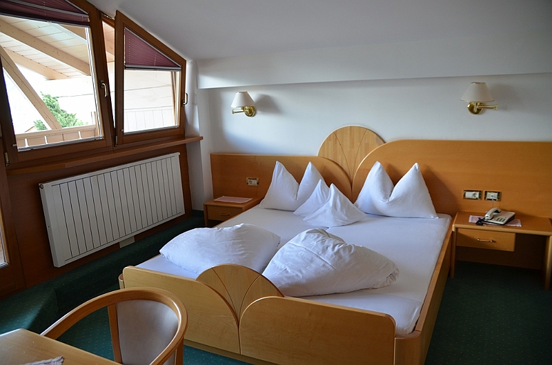 002_Meran_Glanzhof.JPG