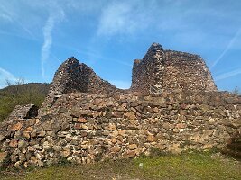 012_Italien_Suedtirol_Schernag_Burgruine_Kasatsch