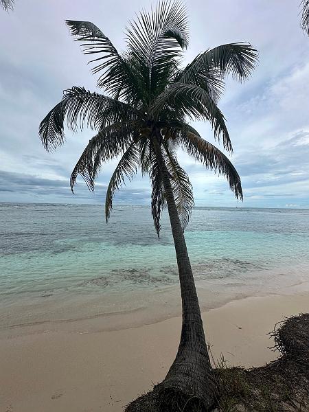 046_Panama_Holandes_Cay_Beach.JPG