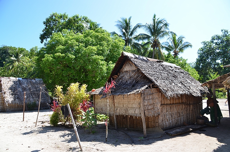 096_Solomon_Islands_Santa_Ana.JPG