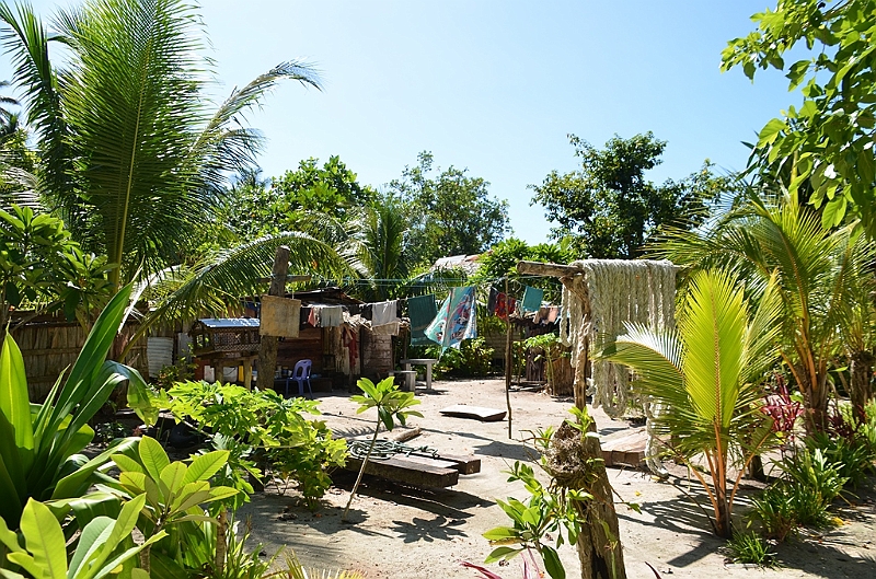 105_Solomon_Islands_Santa_Ana.JPG