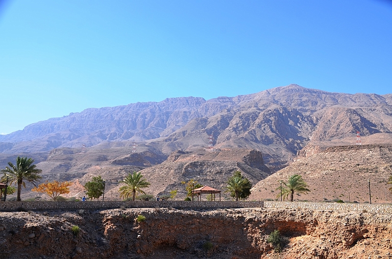 113_Oman_Sinkhole_Park.JPG
