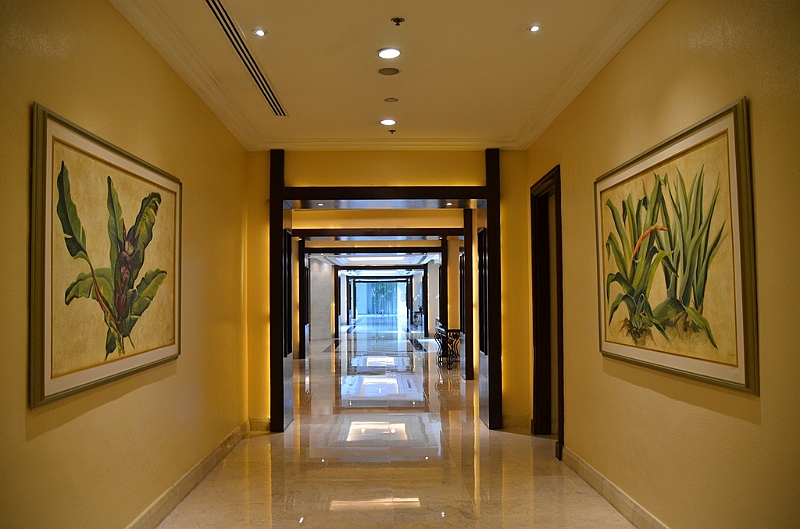 016­_Philippines_Manila_Edsa_Shangri_La.JPG