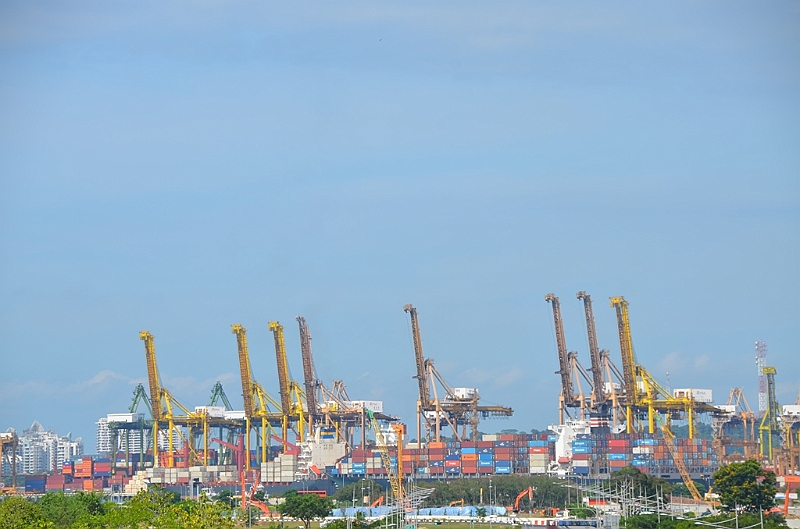 054_Singapore_Harbour.JPG