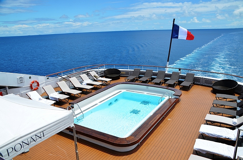 043_Ponant_Le_Boreal.JPG