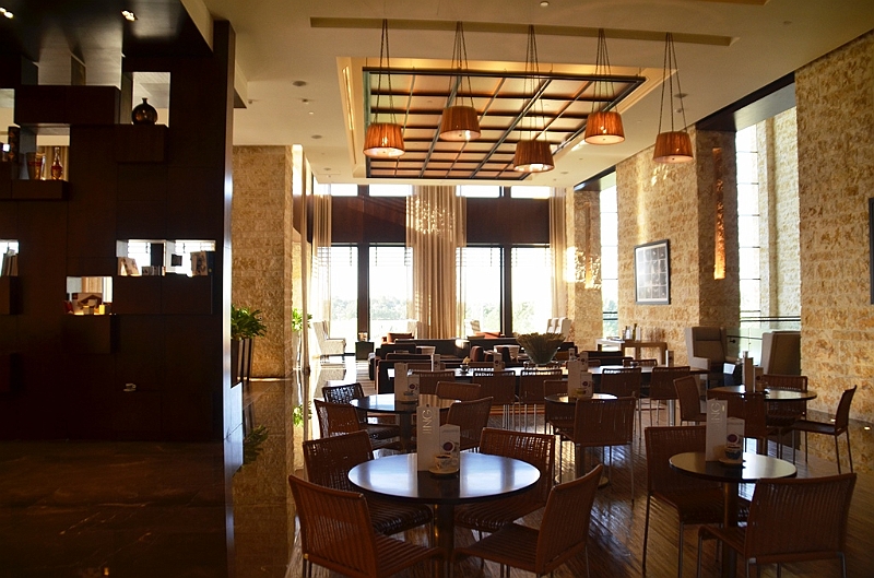017_Abu_Dhabi_The_Westin_Resort.JPG