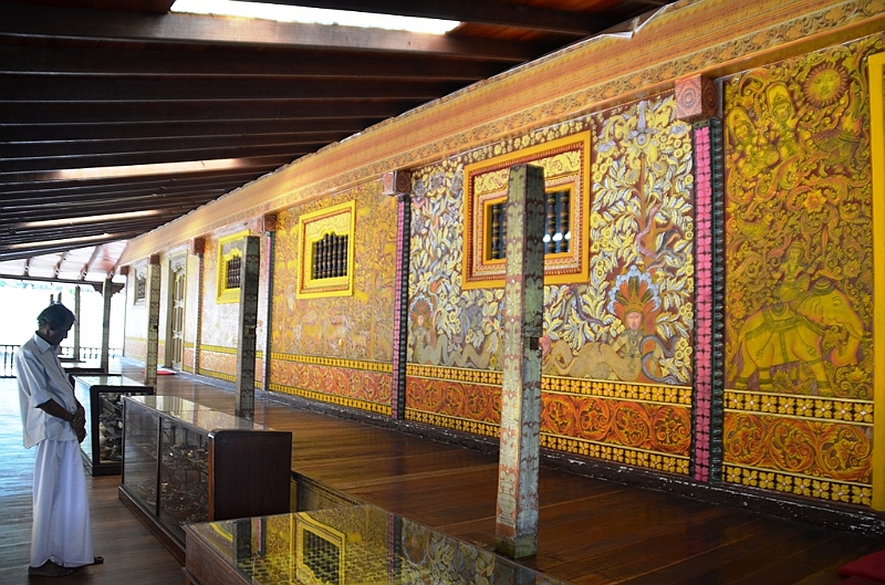 027_Sri_Lanka_Colombo_Gangaramaya_Temple.JPG