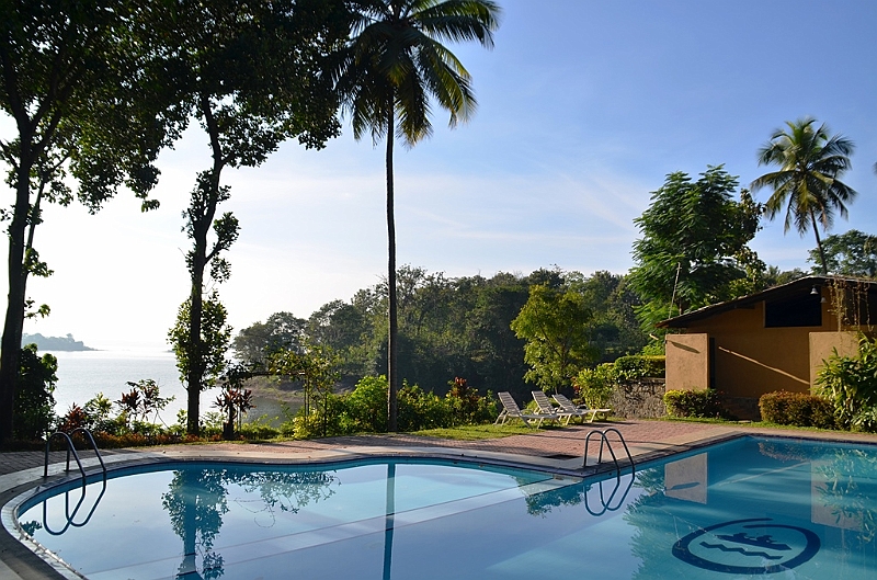 245_Sri_Lanka_Oruthota_Chaltes.JPG